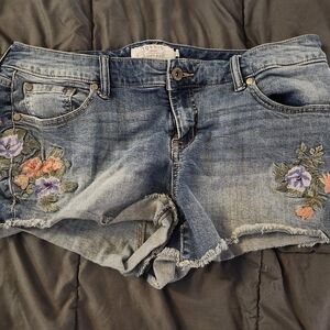 Torrid Embroidered Light Wash Denim Shorts - Floral Accent